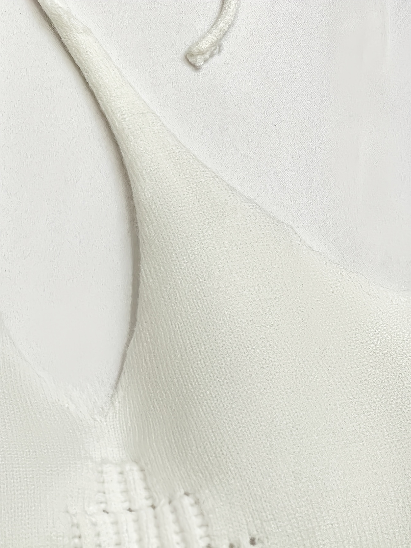 White Knit Halter Crop Top with Ruffle Hem – Romantic Summer Tie-Back Top