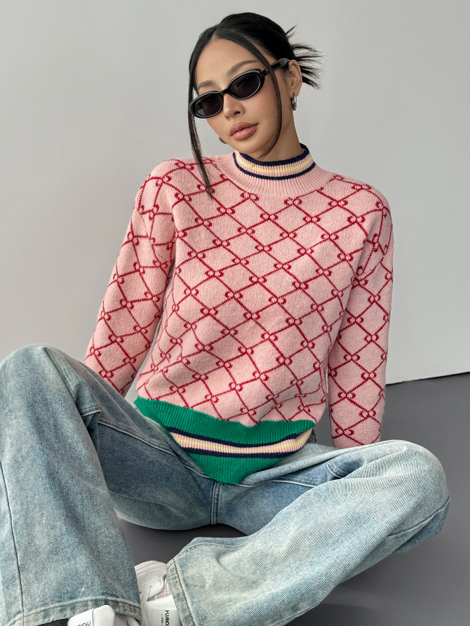 Retro Chain Pop Sweater – Pink & Green Vibes